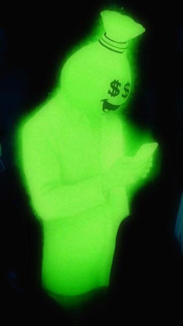 glow-m.mp4