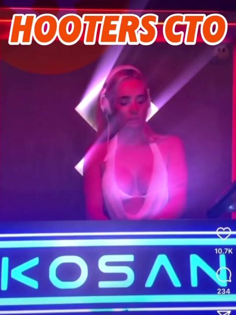 copy_D4189010-CADC-4D71-8E30-F64A4A6E120E.mov